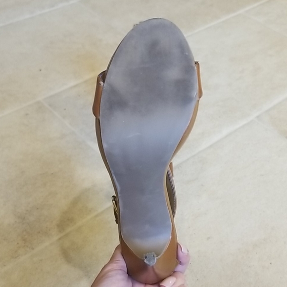 Gorgeous cognac Steve Madden heels - Picture 2 of 5